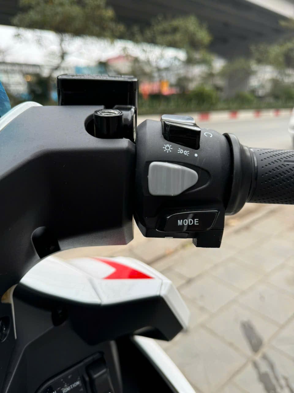 Trải Nghiệm Đi Thử Leo Dốc, Chở Hai Người Trên Tailg T71 Vario Có Khỏe Không? Trải Nghiệm Đi Thử Leo Dốc, Chở Hai Người Trên Tailg T71 Vario Có Khỏe Không?