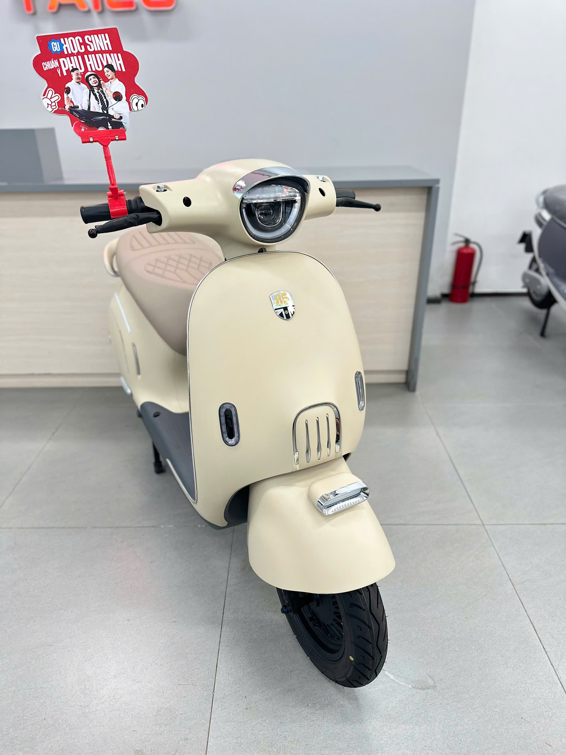 Pin xe điện cần được để nguội trước khi sạc để đảm bảo an to&agrave;n