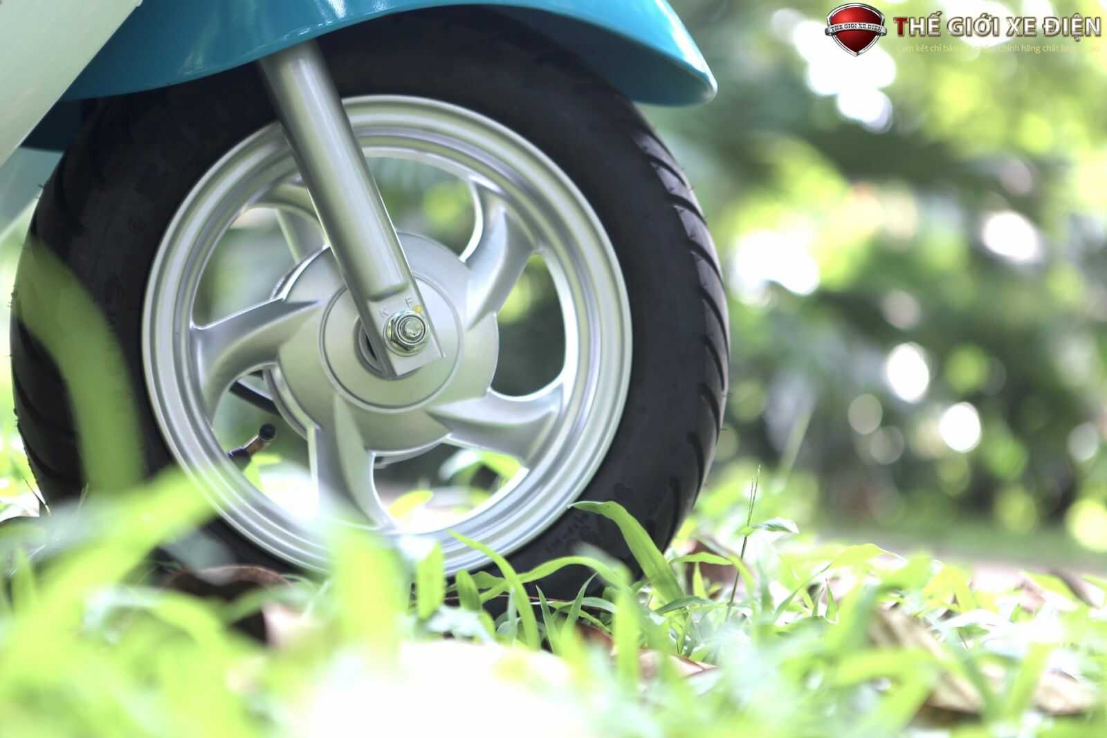 Xe ga 50cc Elite SYM Trắng Đỏ/Trắng Xanh