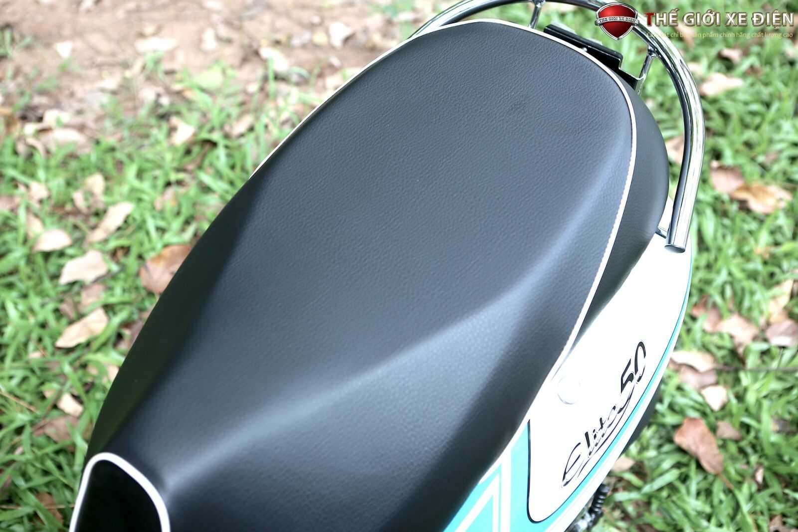 Xe ga 50cc Elite SYM Trắng Đỏ/Trắng Xanh