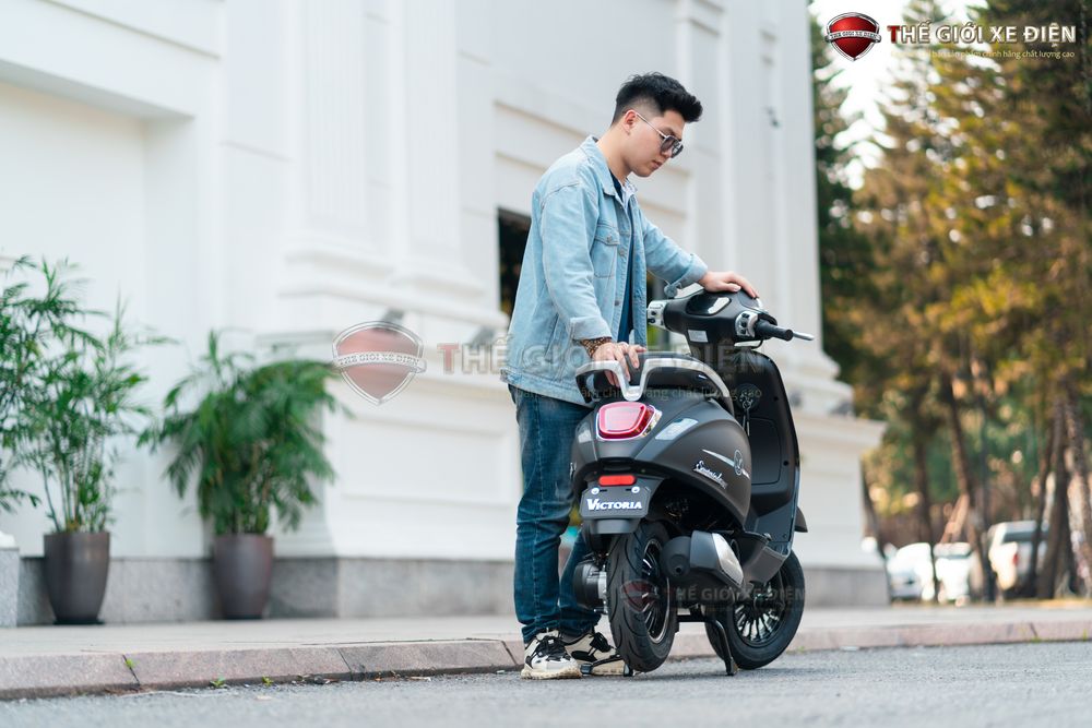 Scooter Victoria 50cc: "Gen" cổ điển và ứng dụng đô thị hiện đại