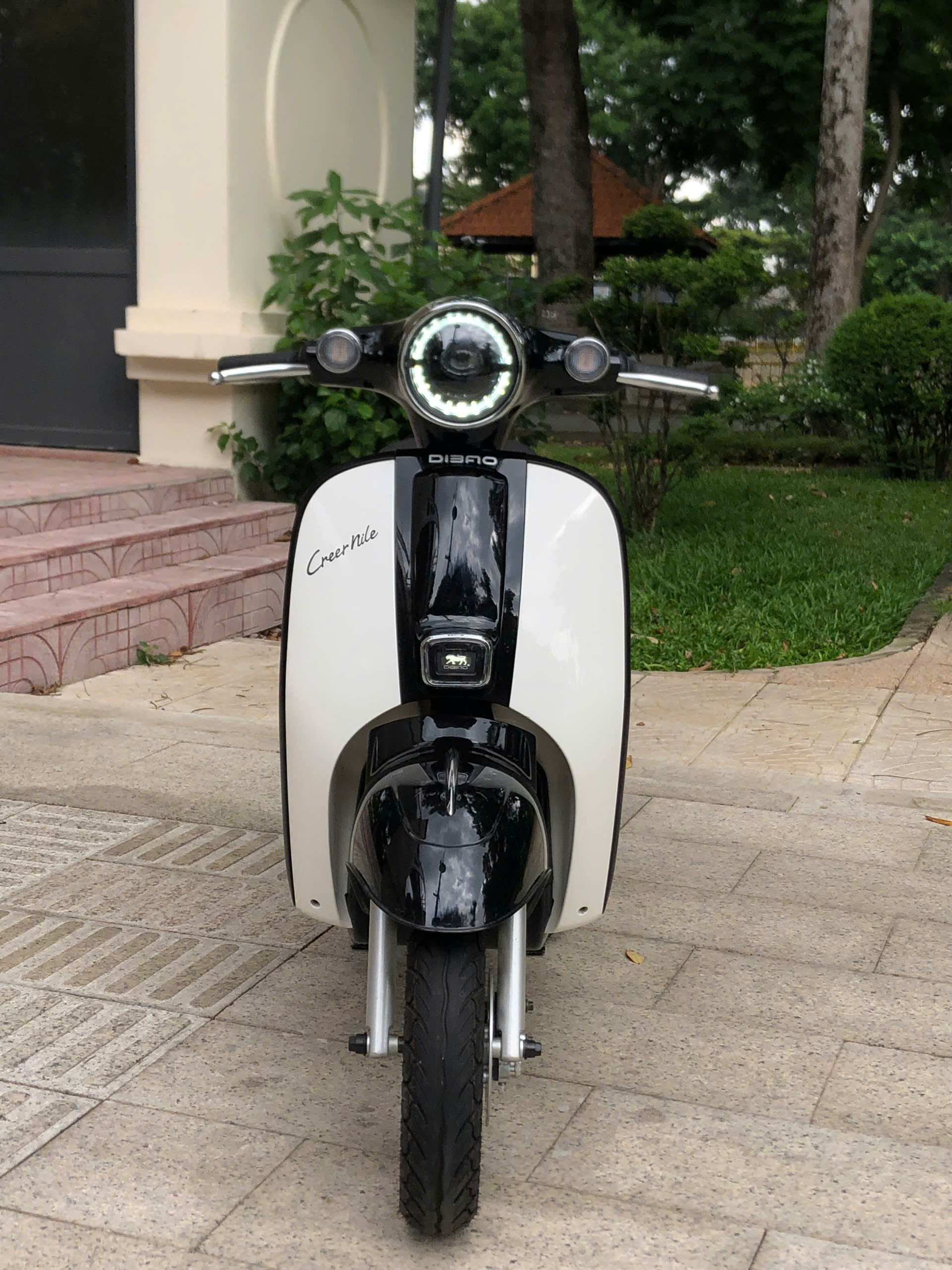 Xe điện và bài toán tiết kiệm khi giá điện tăng vọt