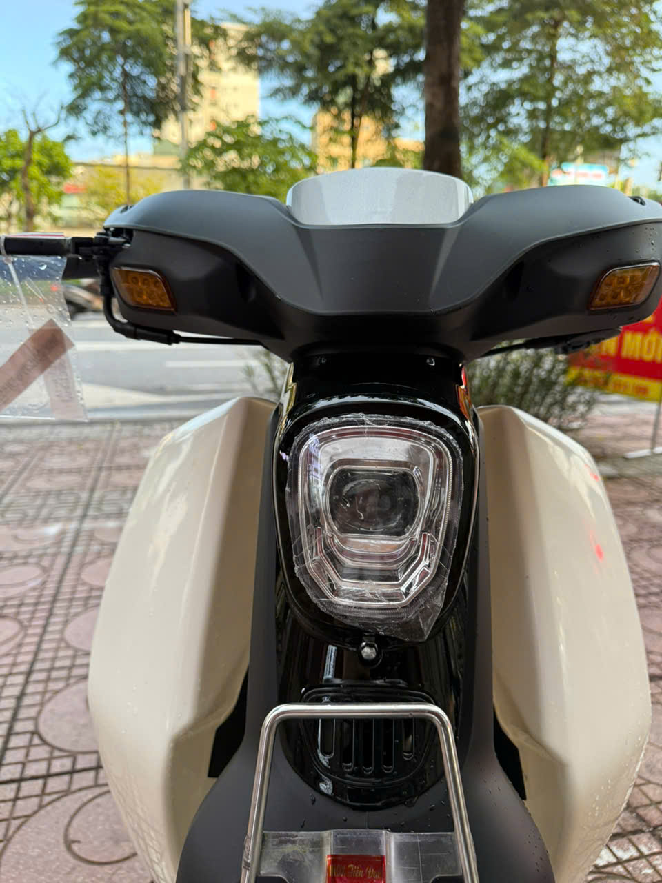 Xe M&aacute;y 50cc Cub Việt Th&aacute;i