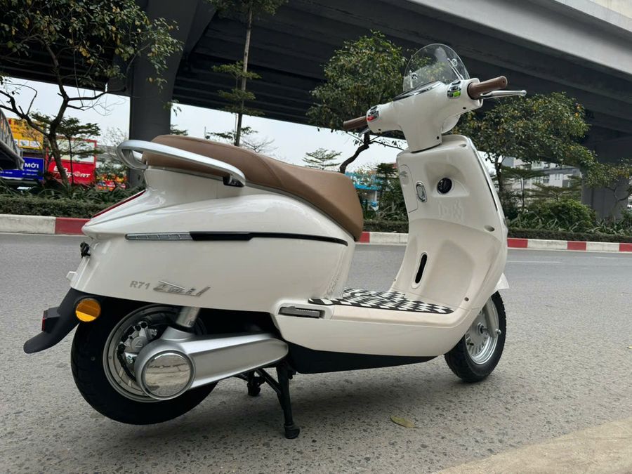 Xe m&aacute;y điện Tailg Queen R71 - 6 B&igrave;nh 23Ah 100Km/1 Lần Sạc