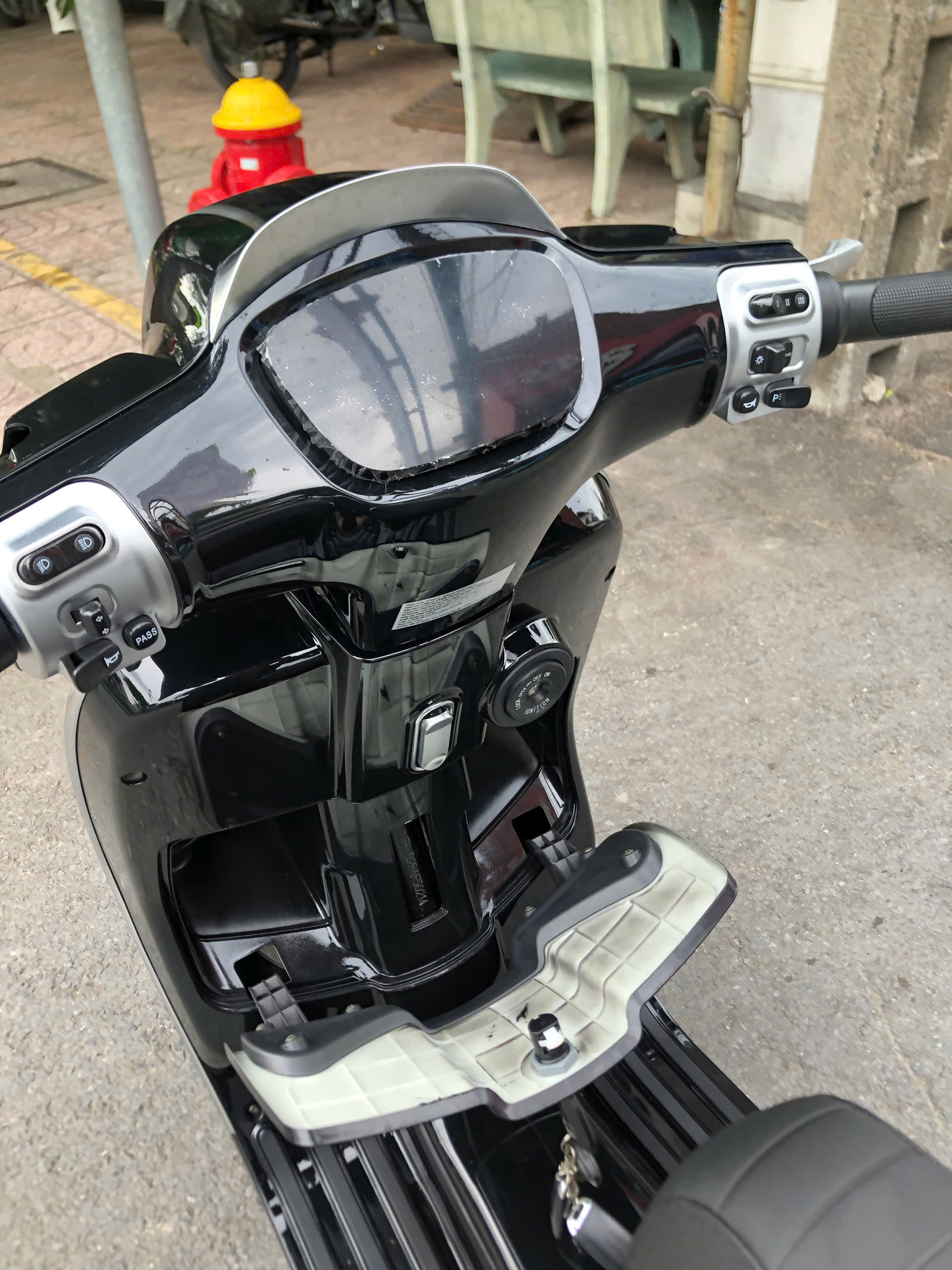 Xe Máy Điện Dibao Tesla Chic Q Xe Máy Điện Dibao Tesla Chic Q